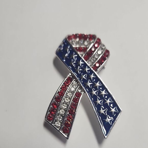 Patriotic Ribbon Brooch - Picture 1 of 4